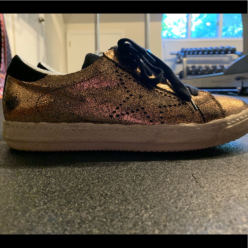 NEW metallic copper women’s fashion sneakers